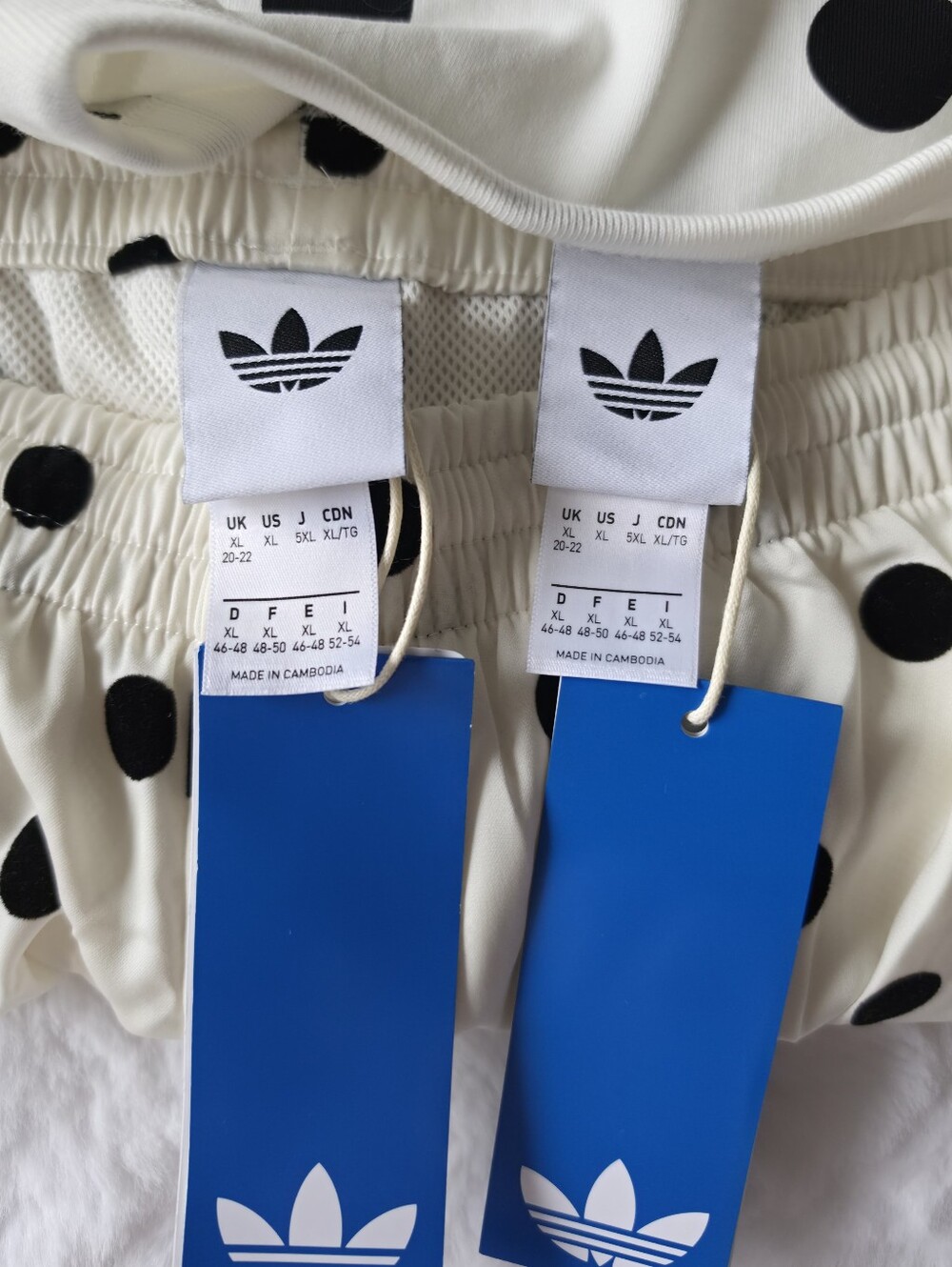 NWT Adidas Originals Slim Fit Polka Dot Cali T-Shirt & Sprinter Shorts | XL - Picture 5 of 9
